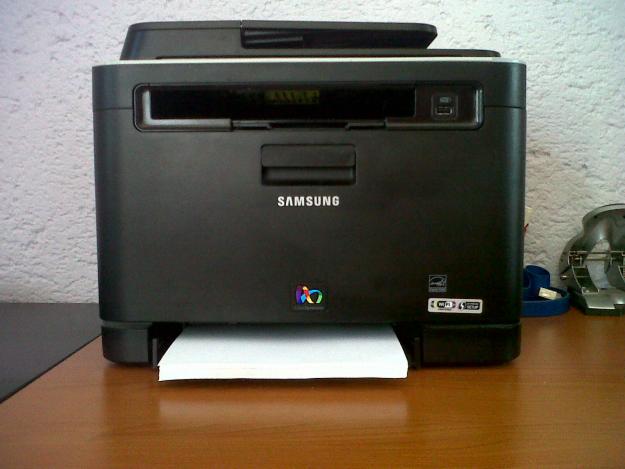 Que faire en cas de voyant rouge sur votre imprimante Samsung CLX-3185
