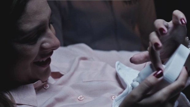 Une jeune aveugle en mesure de "voir" son enfant grâce à l'impression 3D