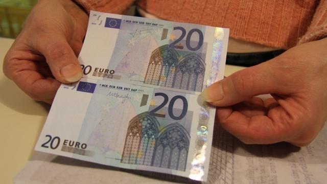 Elle imprimait des faux billets depuis chez elle